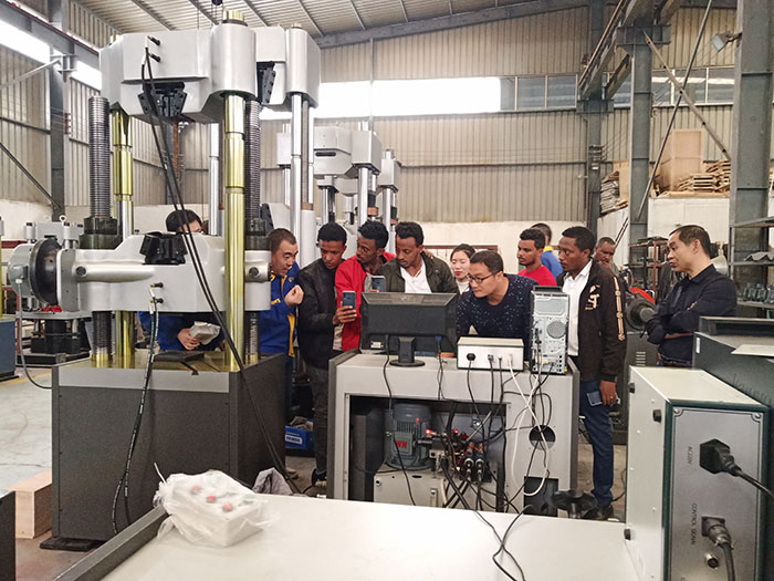 济南榴莲视频黄色片国外客户到厂验收试验机设备